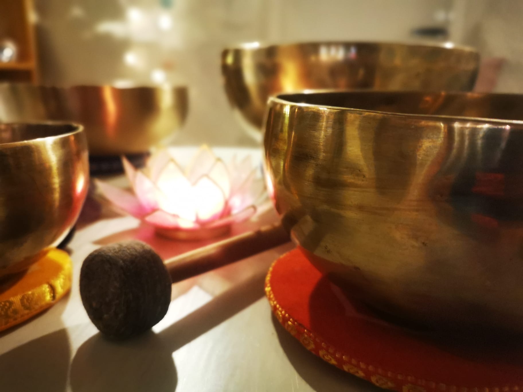 Äänimaljarentoutus mökkilomalla